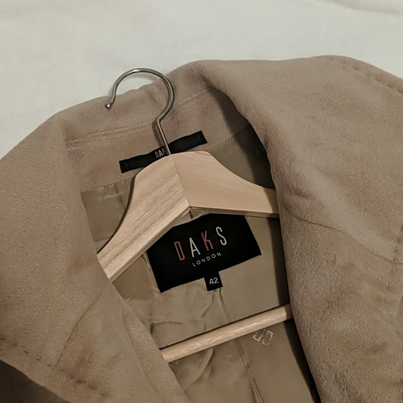 DAKS of London Coat - Picture 4 of 7